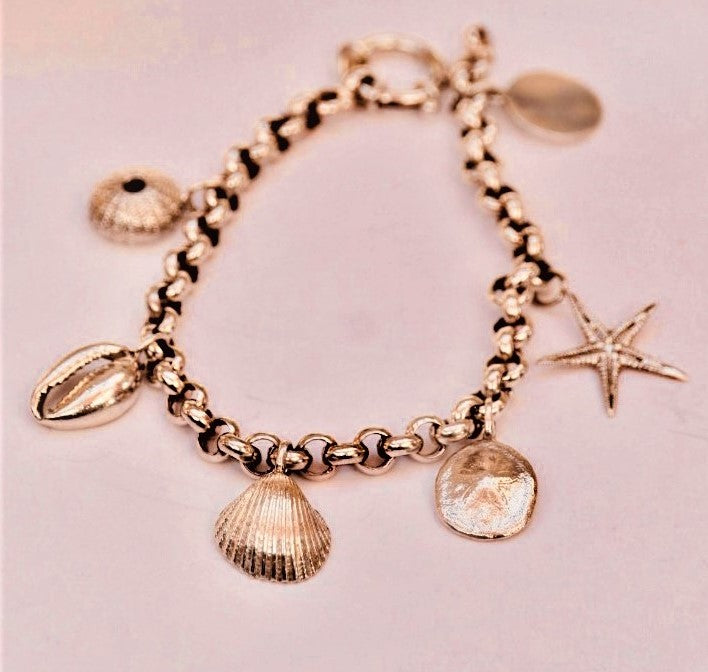 Charm Bracelet 9ct Yellow Gold1